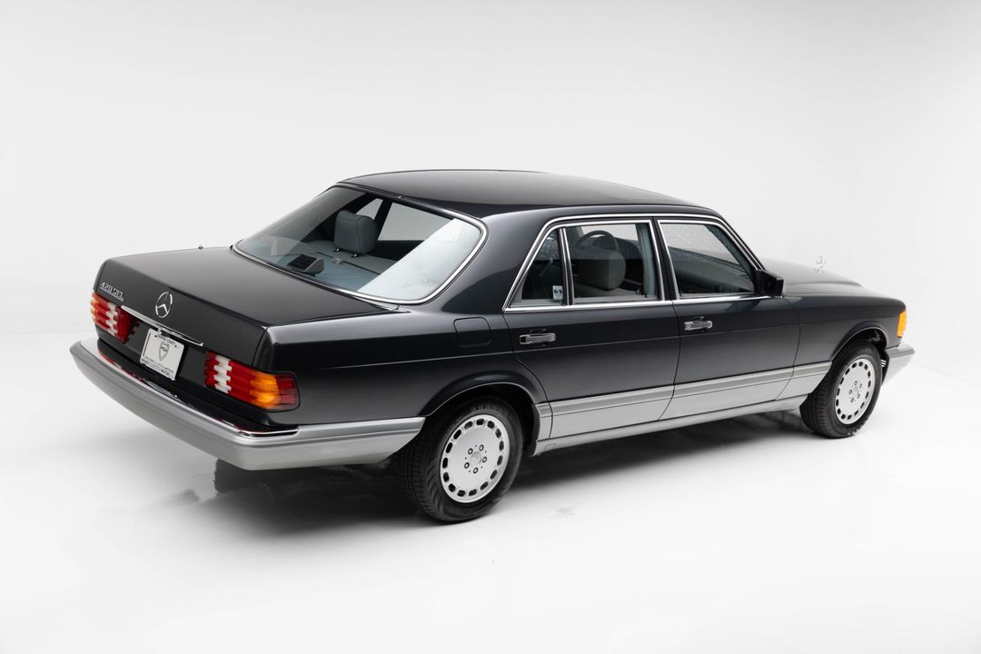 1986 Mercedes-Benz 420-Class