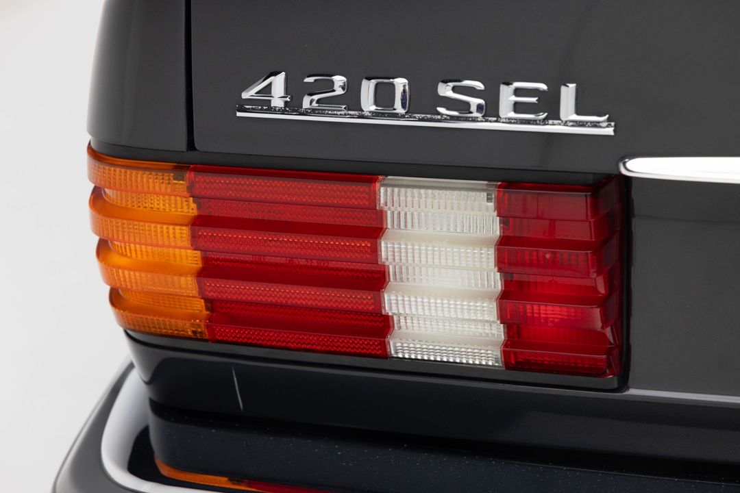 1986 Mercedes-Benz 420-Class