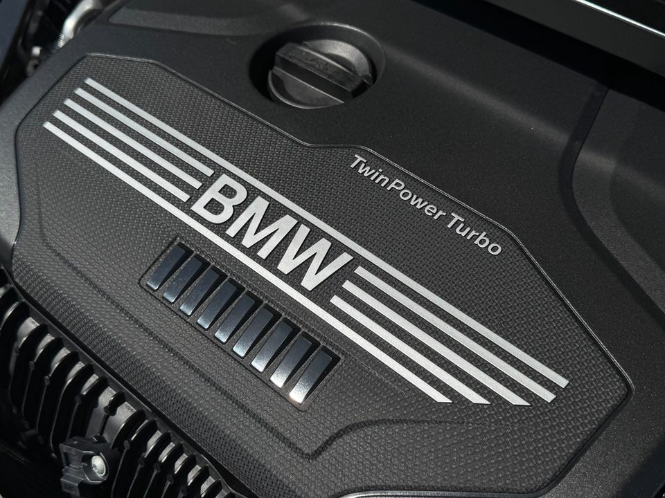2024 BMW 228i