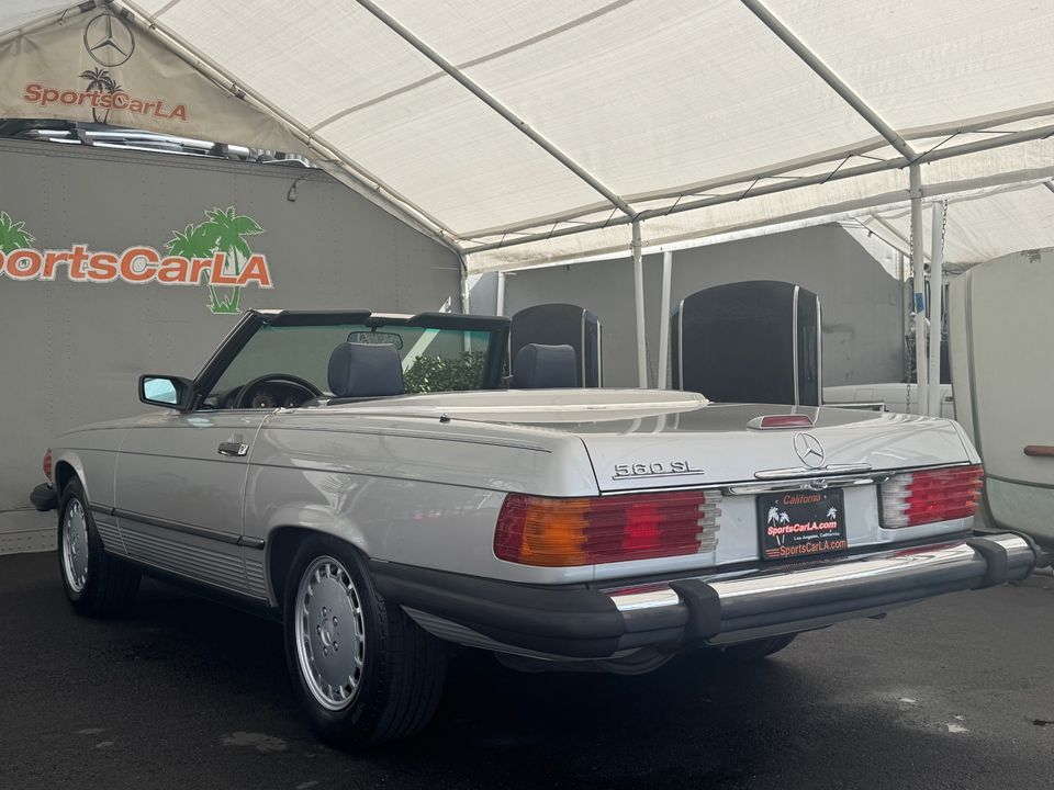 1988 Mercedes-Benz 560-Class