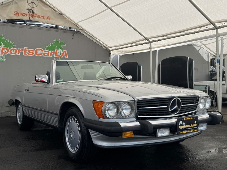1988 Mercedes-Benz 560-Class