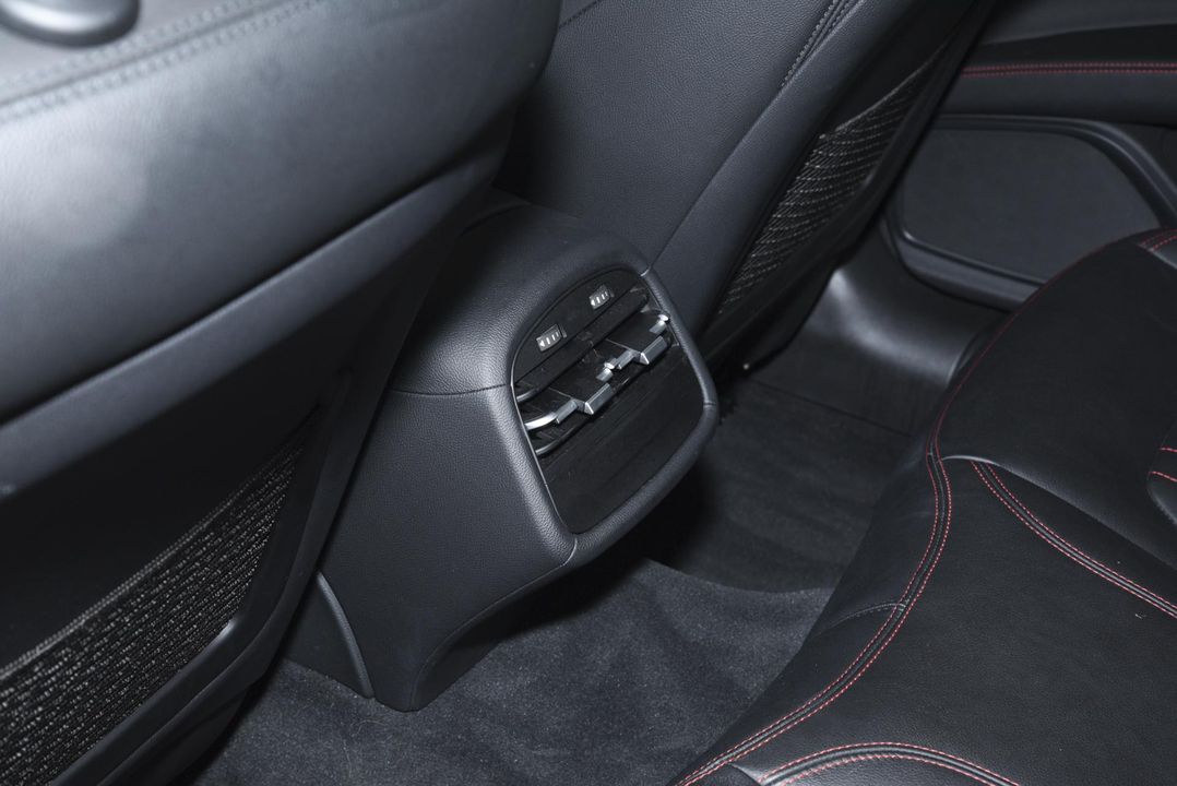 2019 Maserati Ghibli