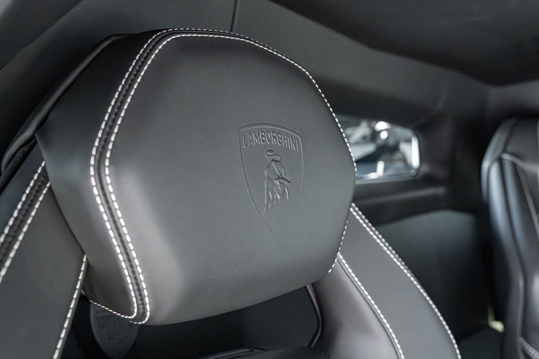 2013 Lamborghini Aventador