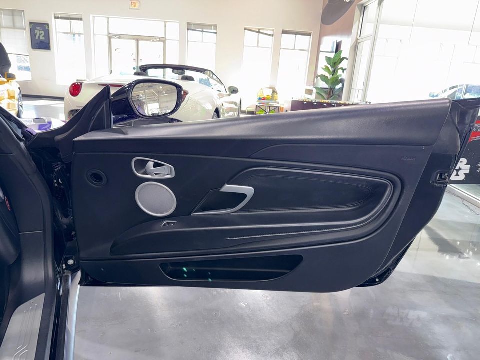 2019 Aston Martin DB11