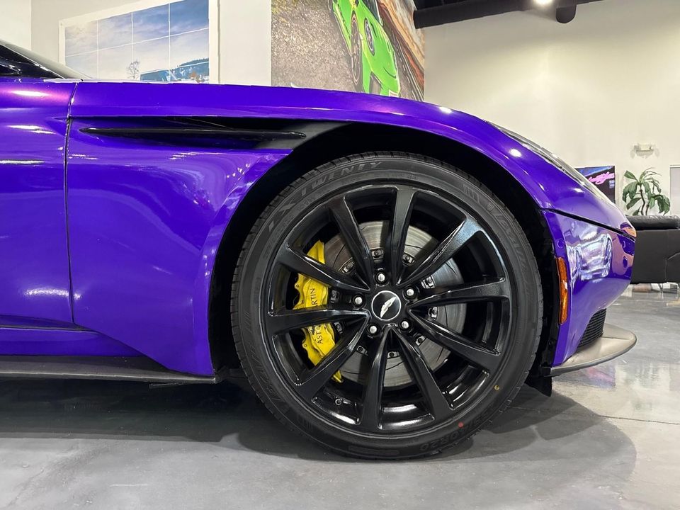 2019 Aston Martin DB11