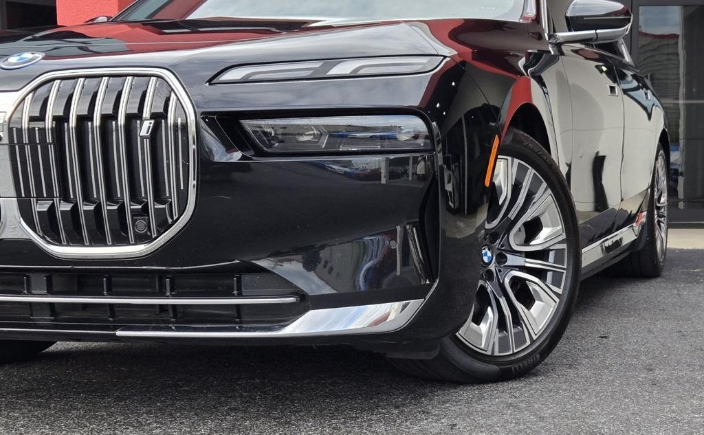 2023 BMW i7