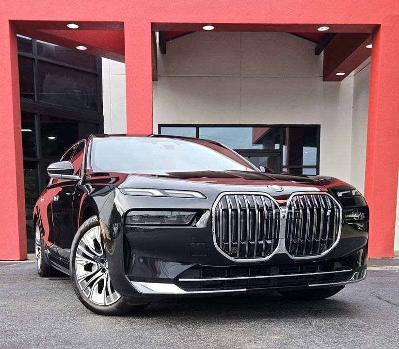 2023 BMW i7