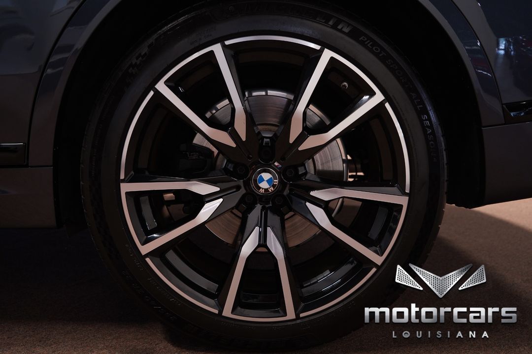 2022 BMW X7