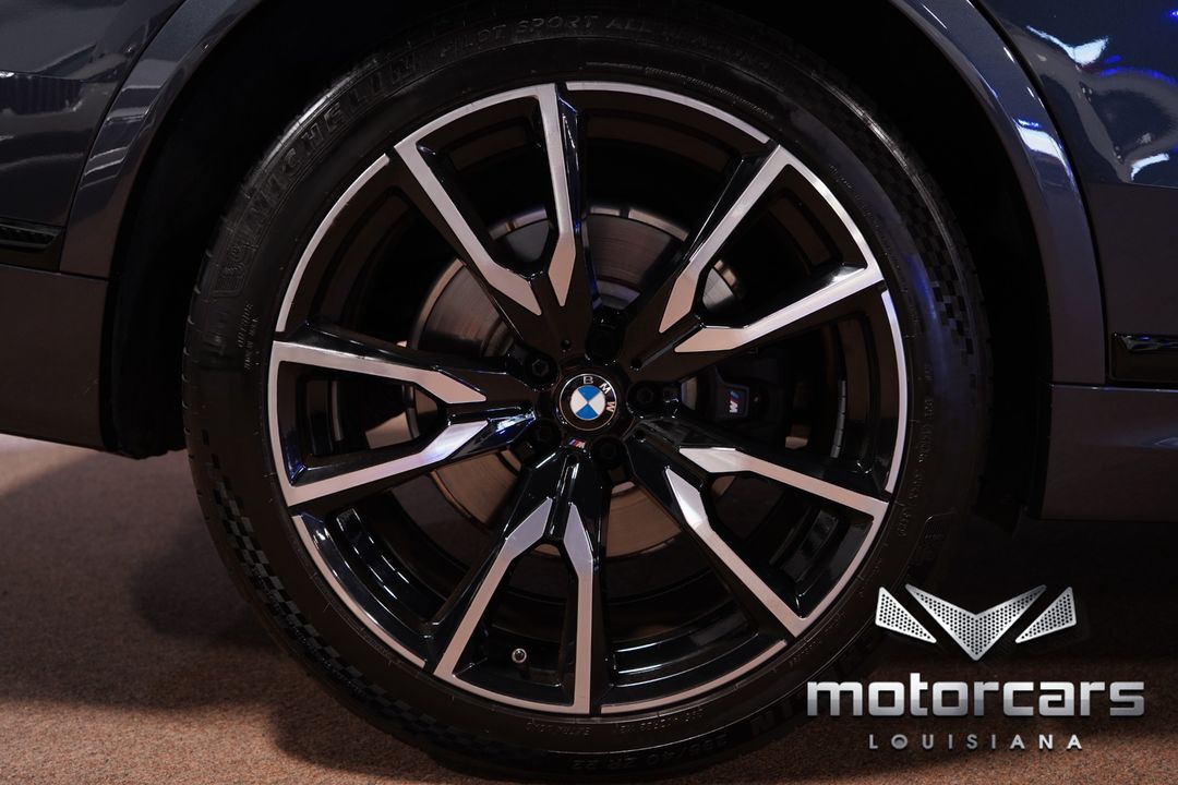 2022 BMW X7