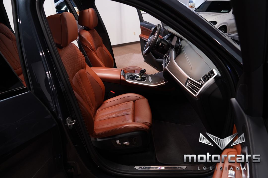 2022 BMW X7