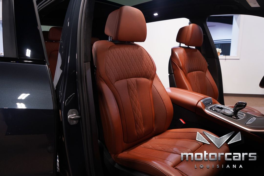 2022 BMW X7