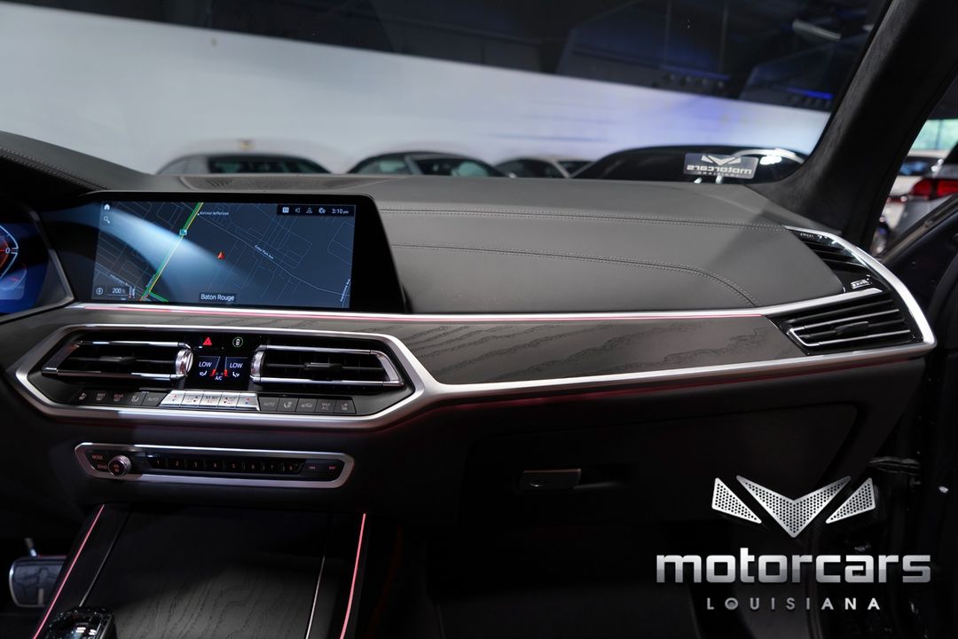 2022 BMW X7
