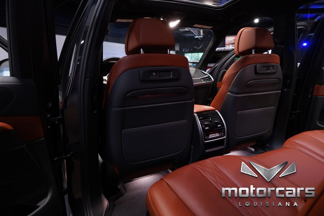 2022 BMW X7
