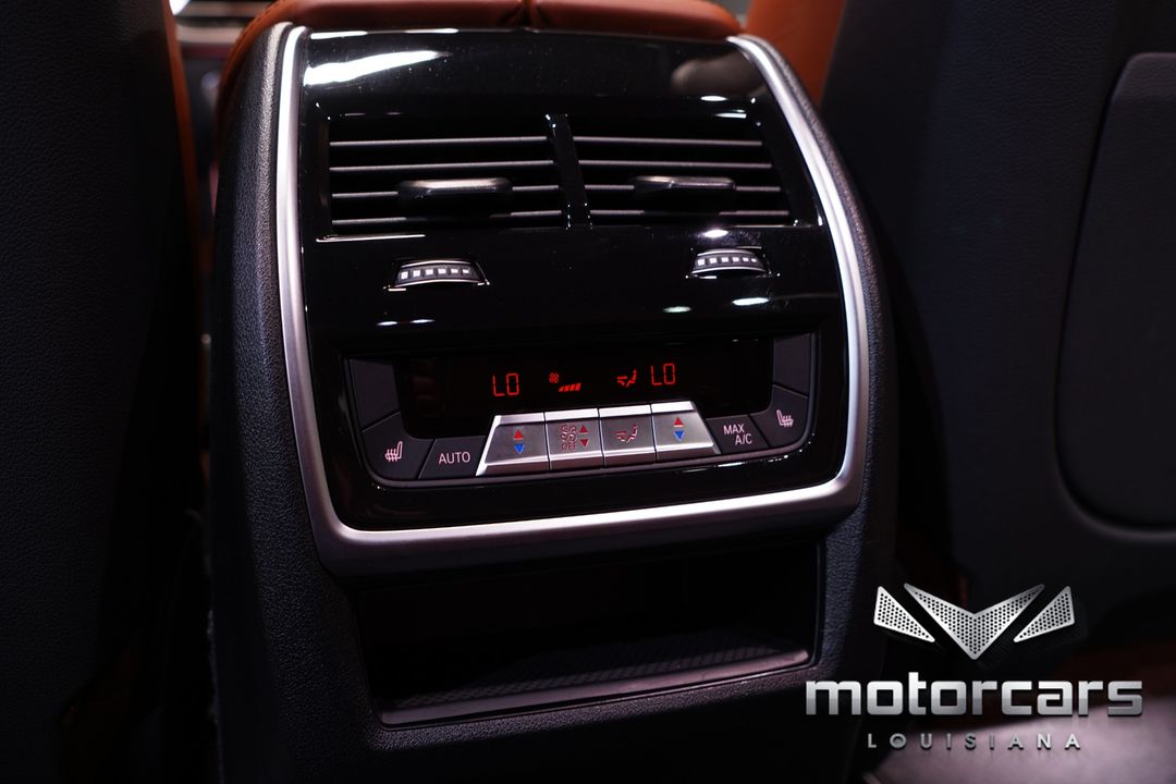 2022 BMW X7