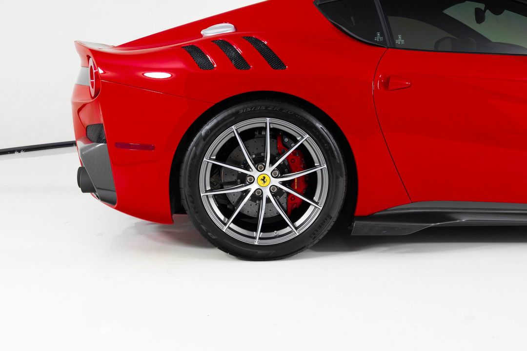 2017 Ferrari F12