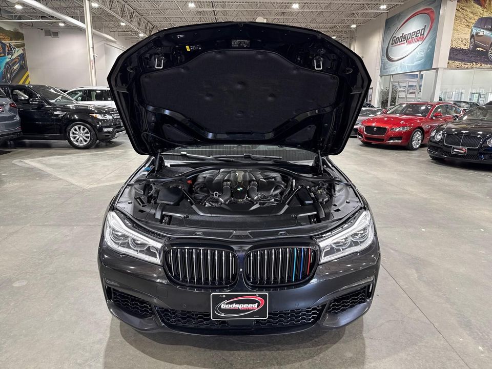 2017 BMW 750i
