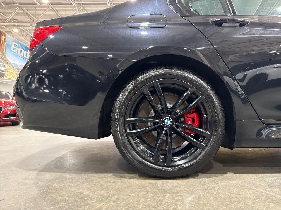 2017 BMW 750i