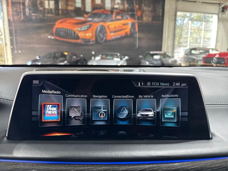 2017 BMW 750i