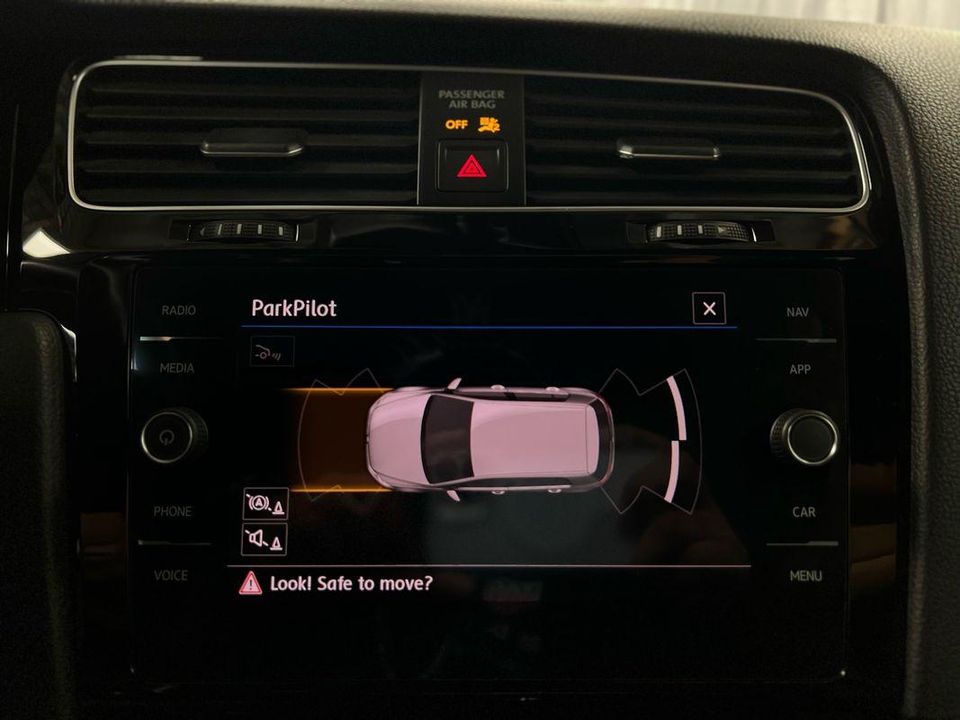 2019 Volkswagen Golf R