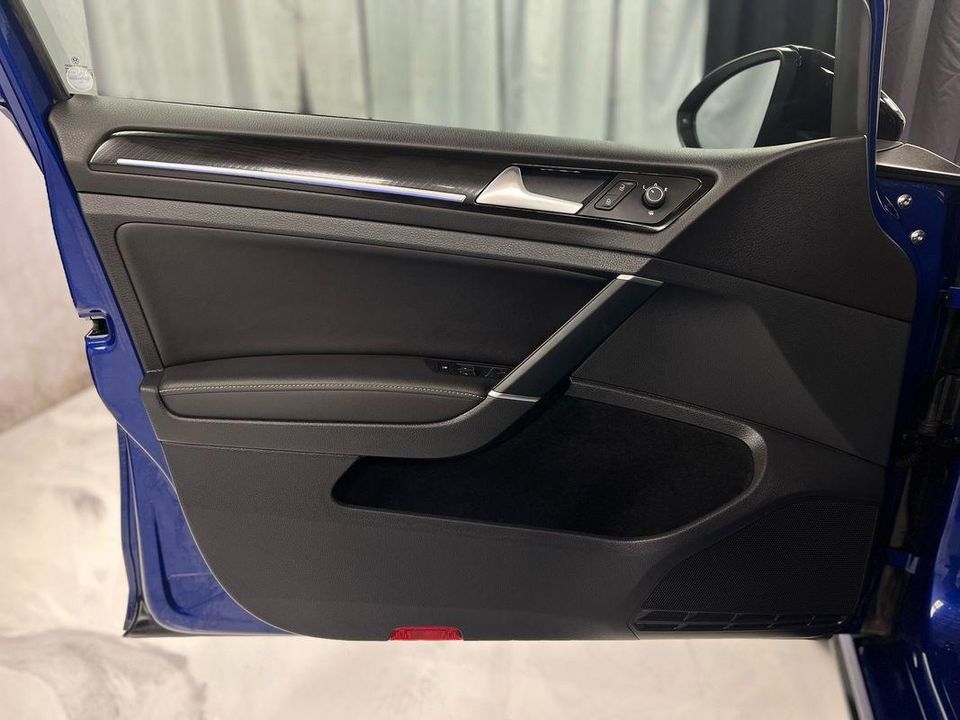 2019 Volkswagen Golf R