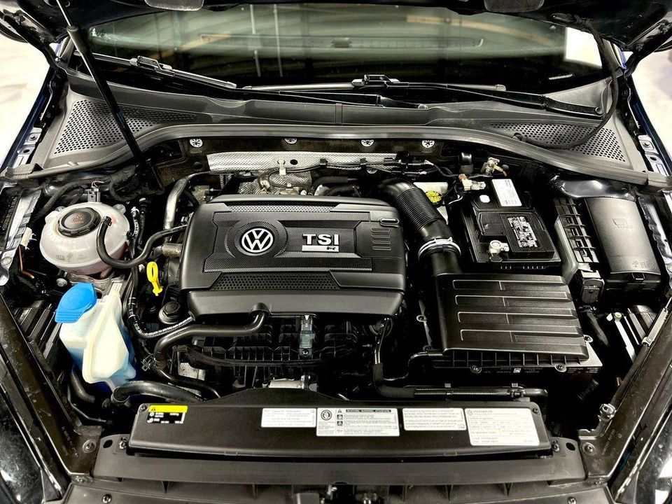 2019 Volkswagen Golf R