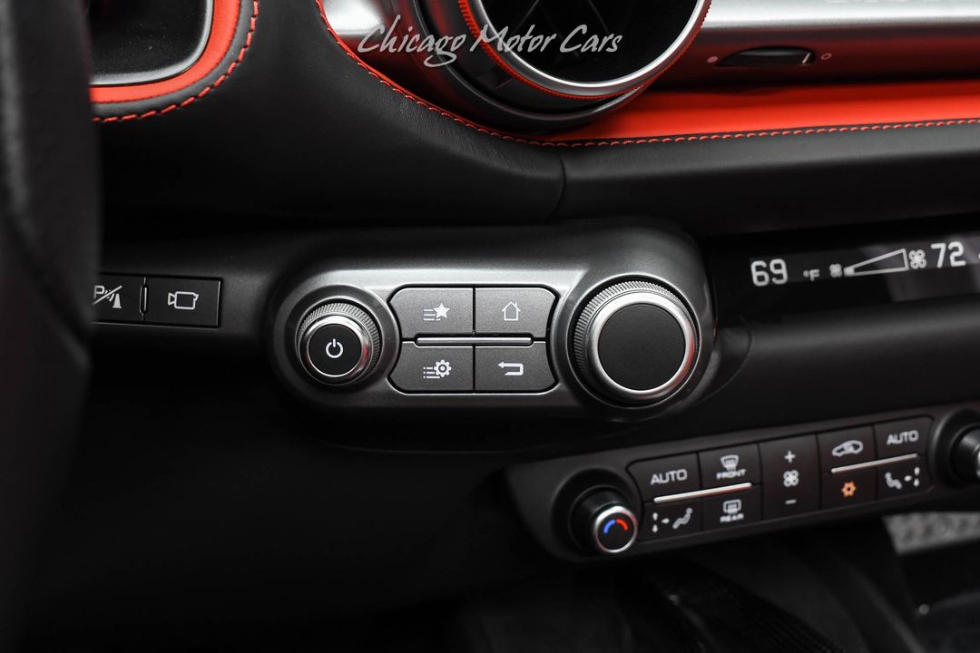 2021 Ferrari 812 GTS