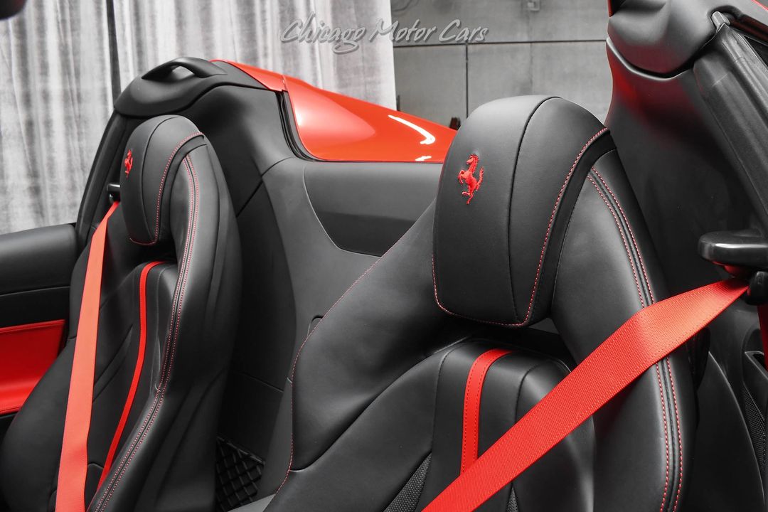 2021 Ferrari 812 GTS