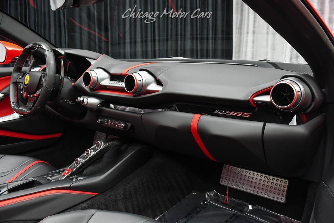 2021 Ferrari 812 GTS