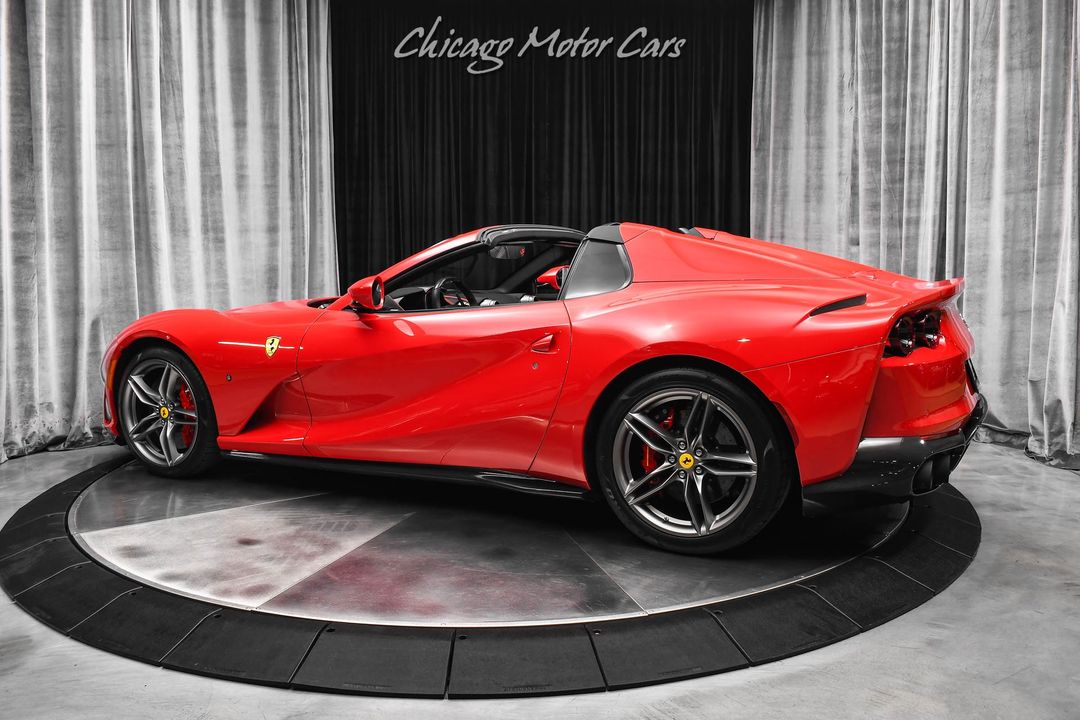 2021 Ferrari 812 GTS