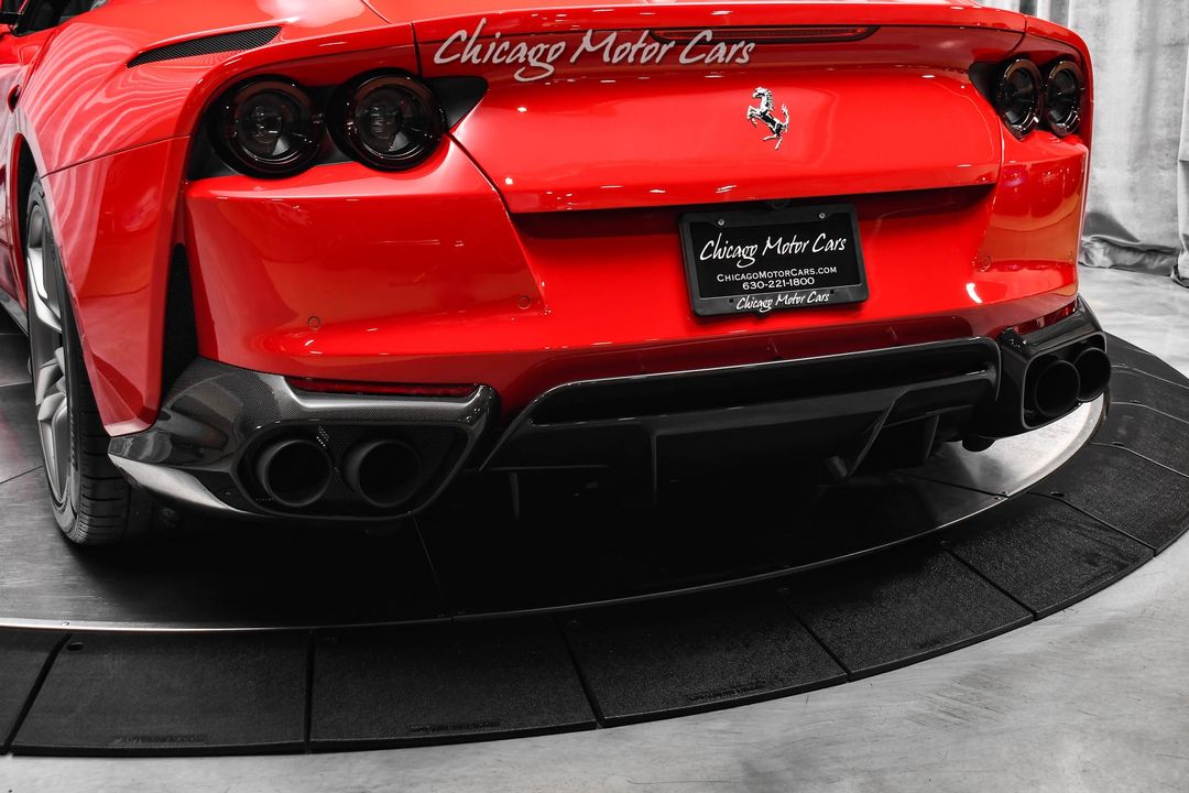 2021 Ferrari 812 GTS