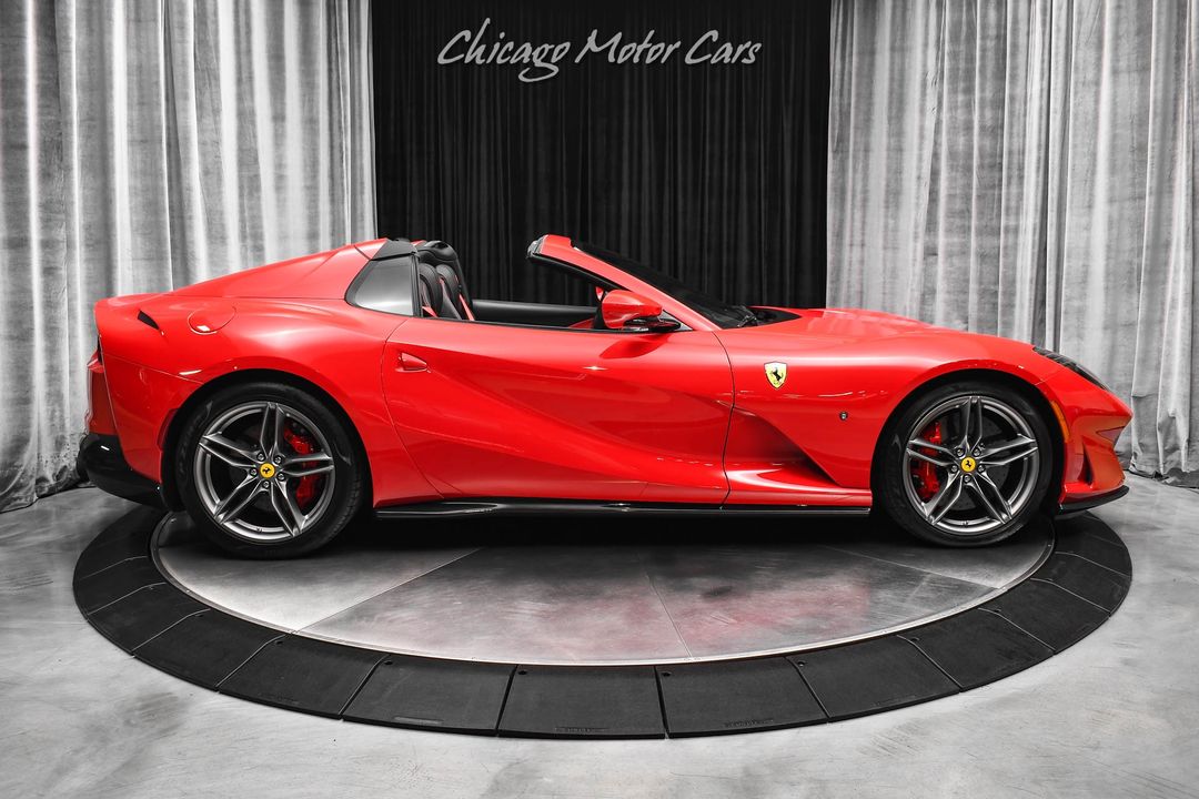 2021 Ferrari 812 GTS