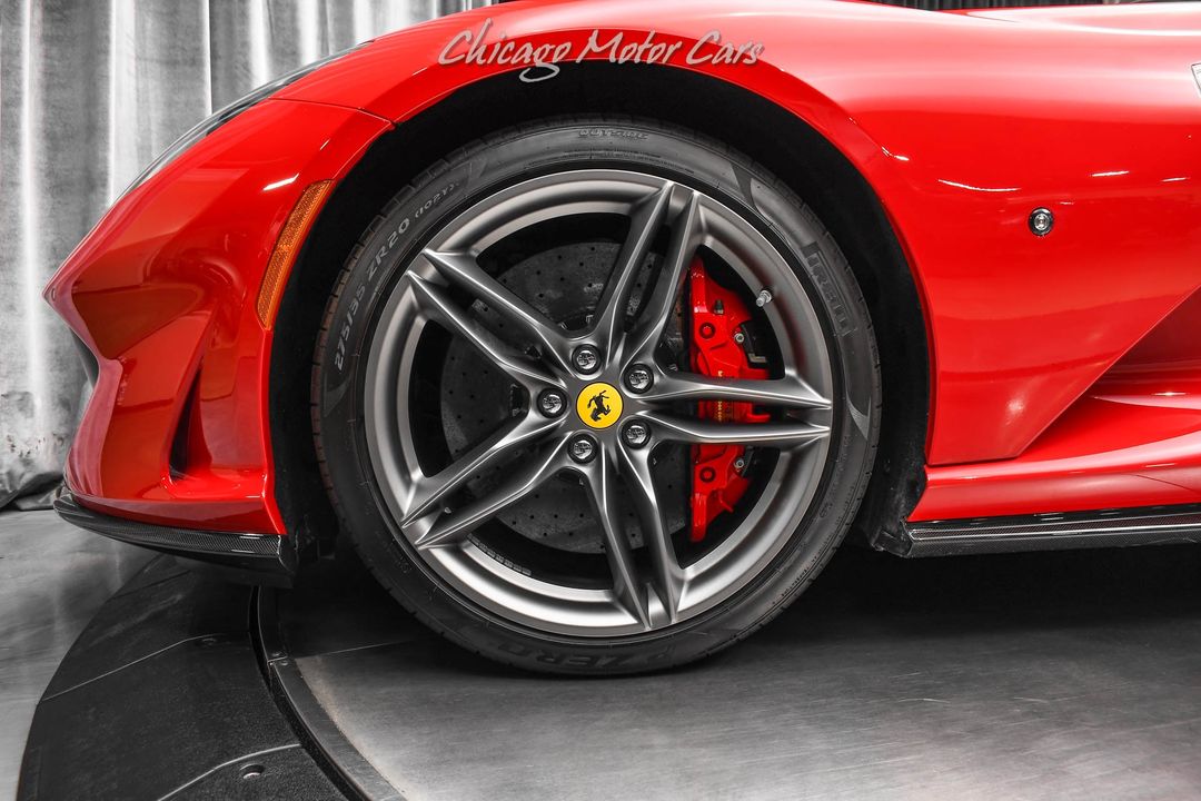 2021 Ferrari 812 GTS