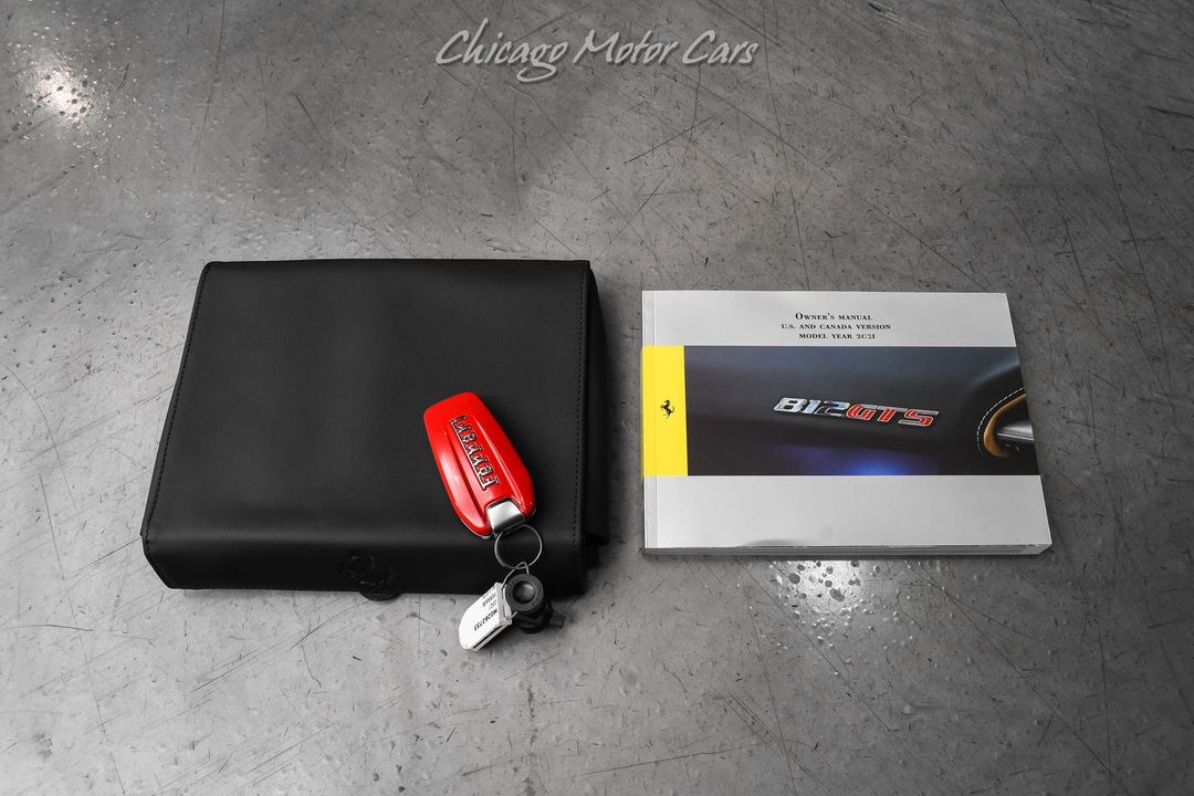 2021 Ferrari 812 GTS