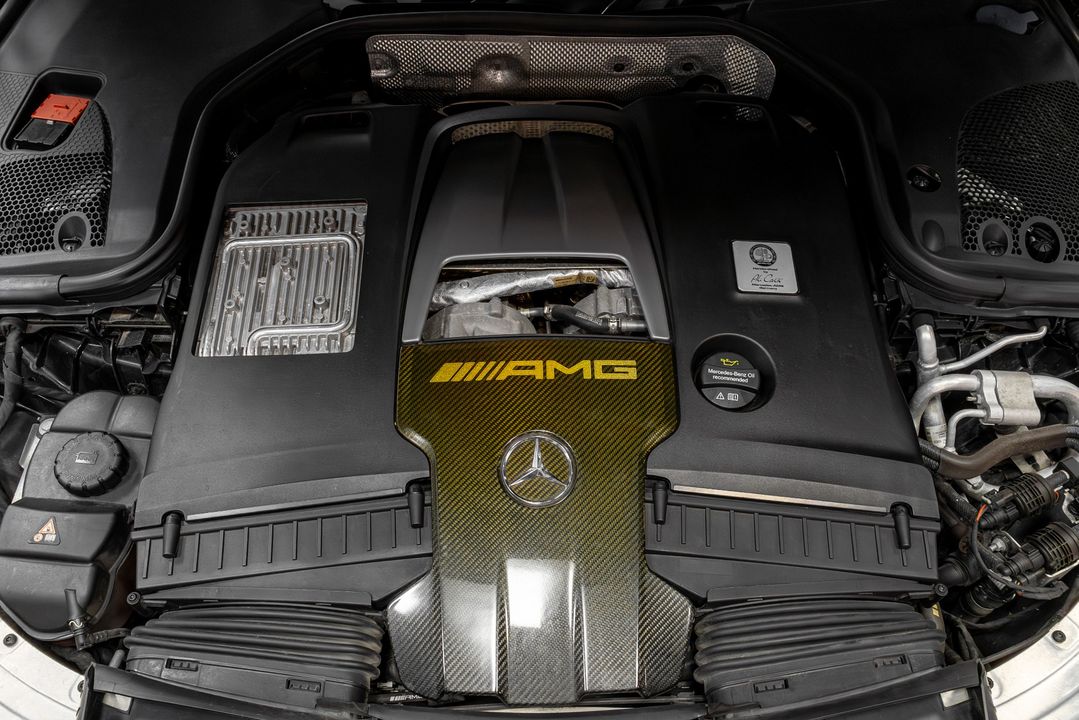 2019 Mercedes-Benz AMG   GT 63