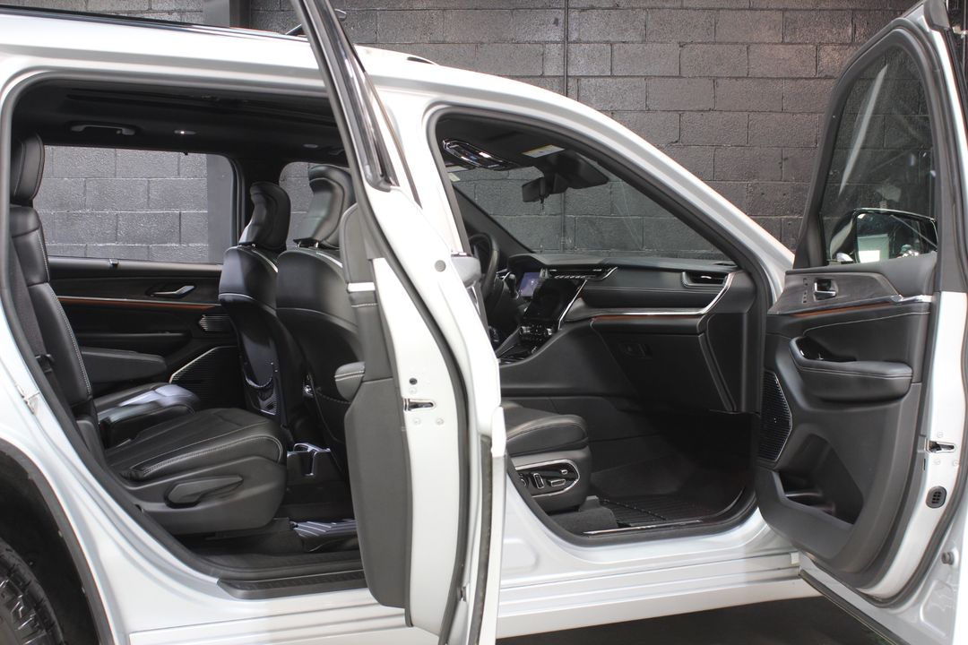 2021 Jeep Grand Cherokee L