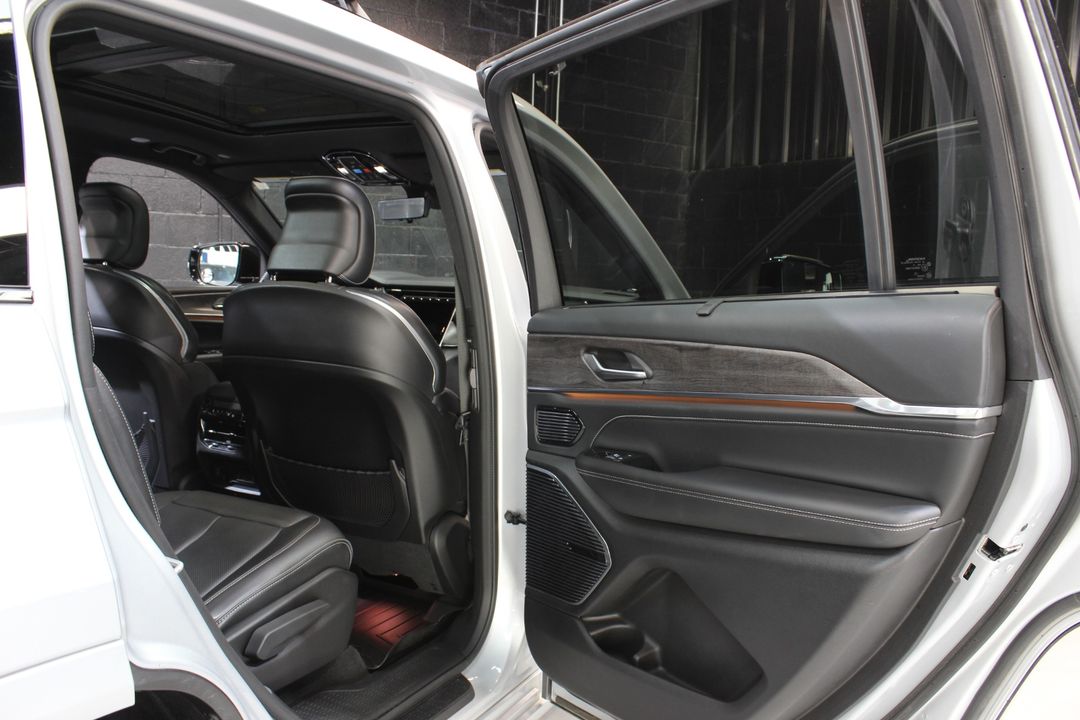 2021 Jeep Grand Cherokee L