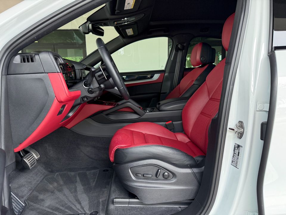 2024 Porsche Cayenne