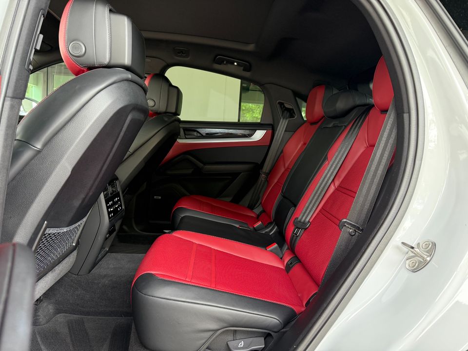 2024 Porsche Cayenne