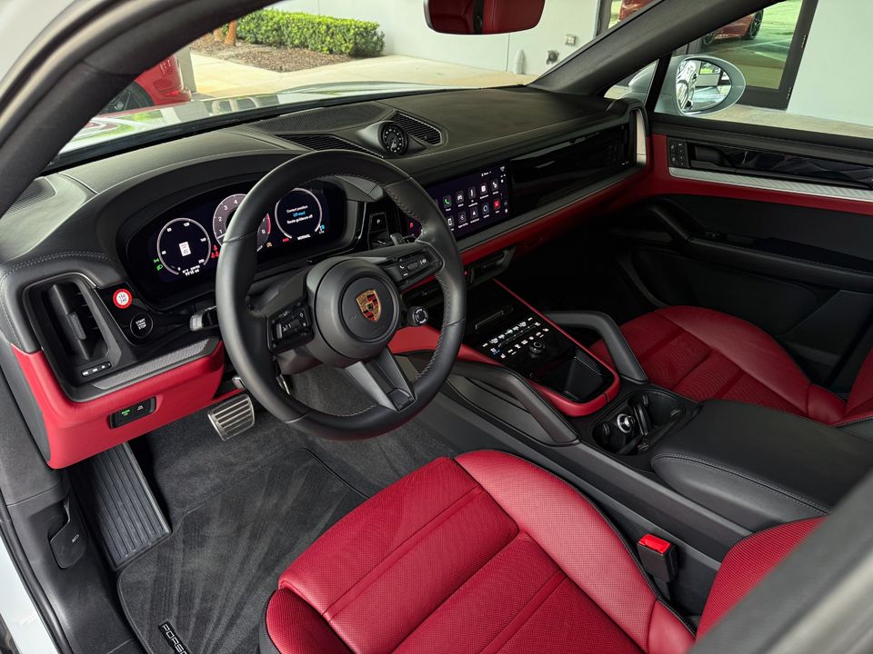 2024 Porsche Cayenne