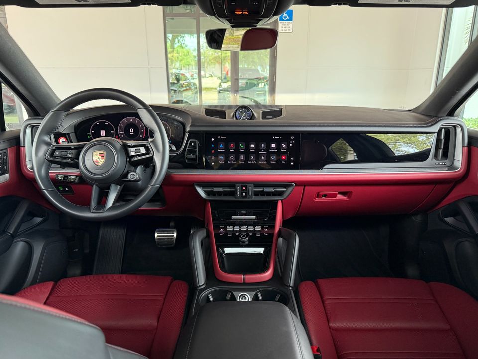 2024 Porsche Cayenne