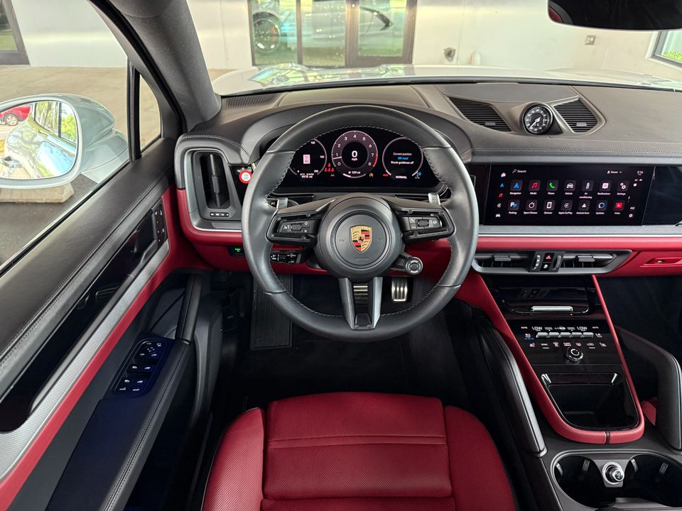 2024 Porsche Cayenne