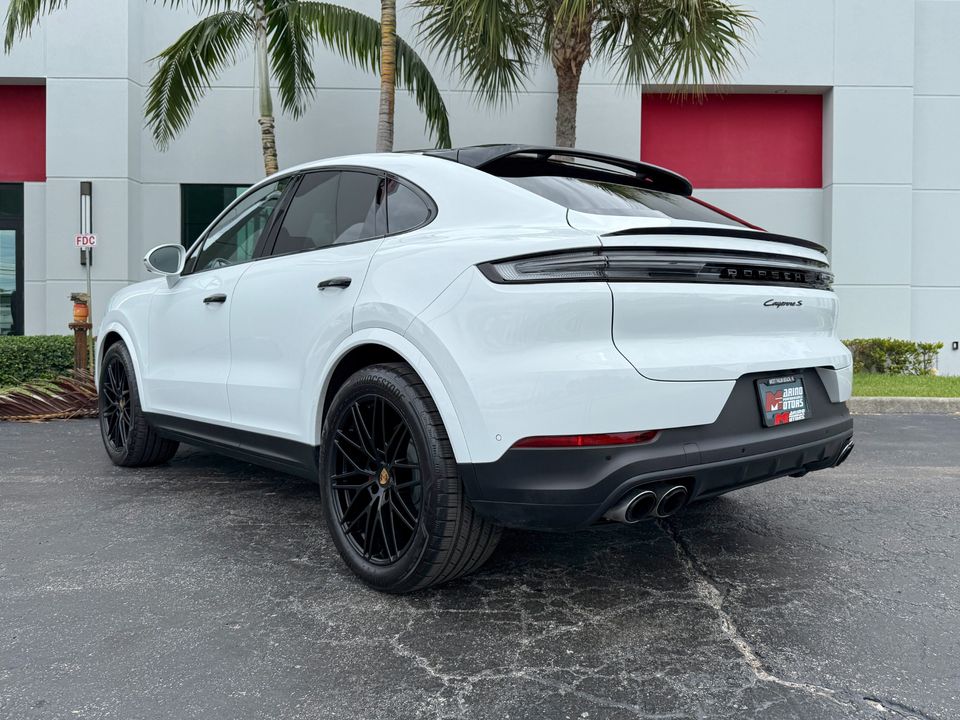 2024 Porsche Cayenne