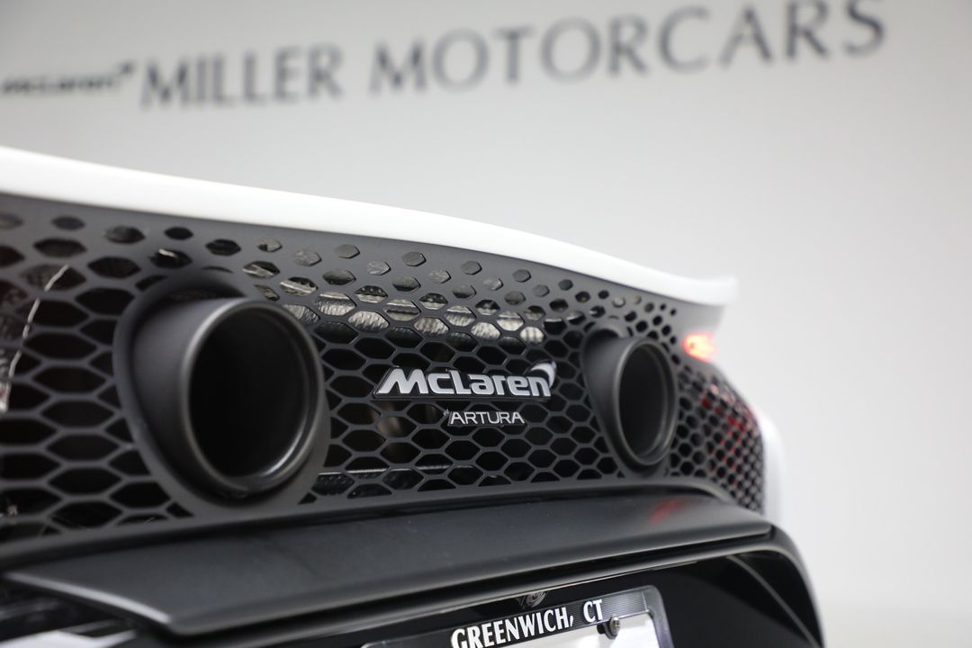 2023 McLaren Artura