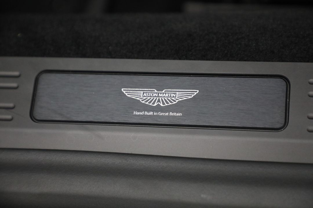 2025 Aston Martin Vantage