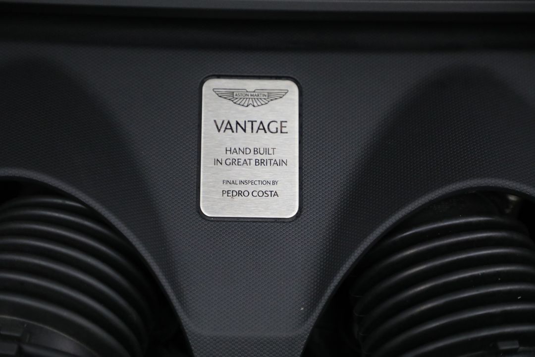 2025 Aston Martin Vantage
