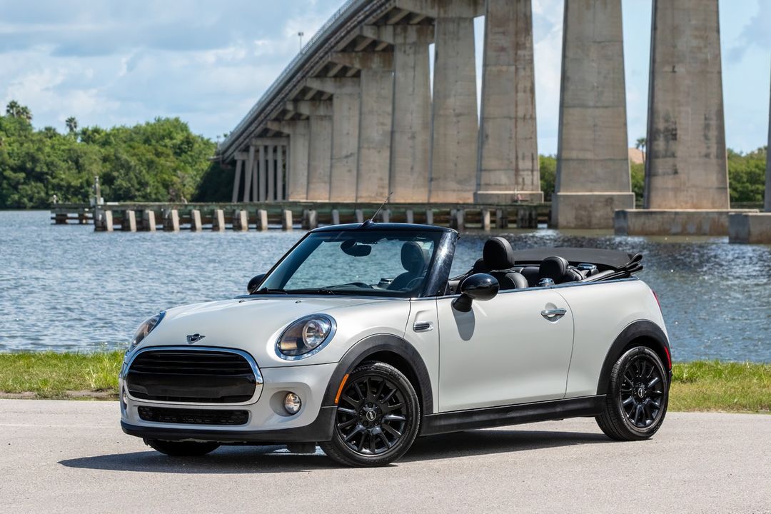 2019 MINI Convertible