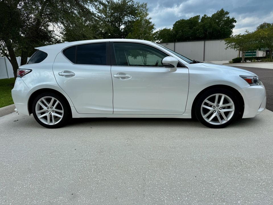 2016 Lexus CT 200h Hatchback Exceptional Beautiful