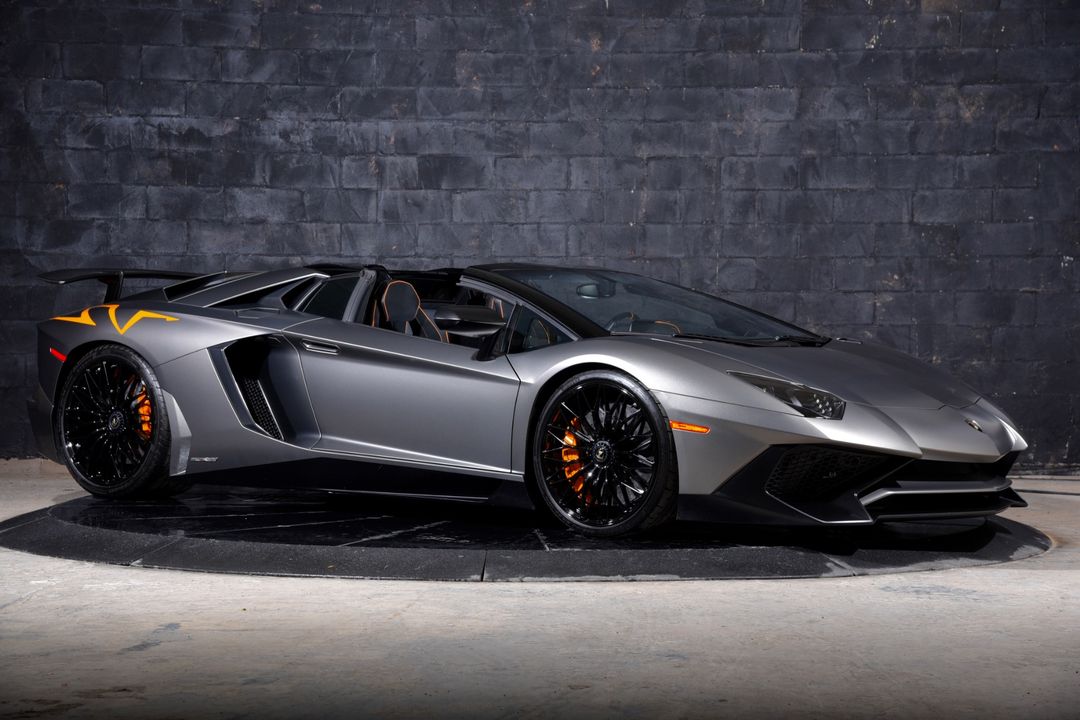 2017 Lamborghini Aventador