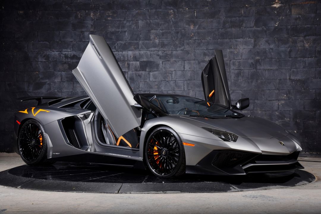 2017 Lamborghini Aventador