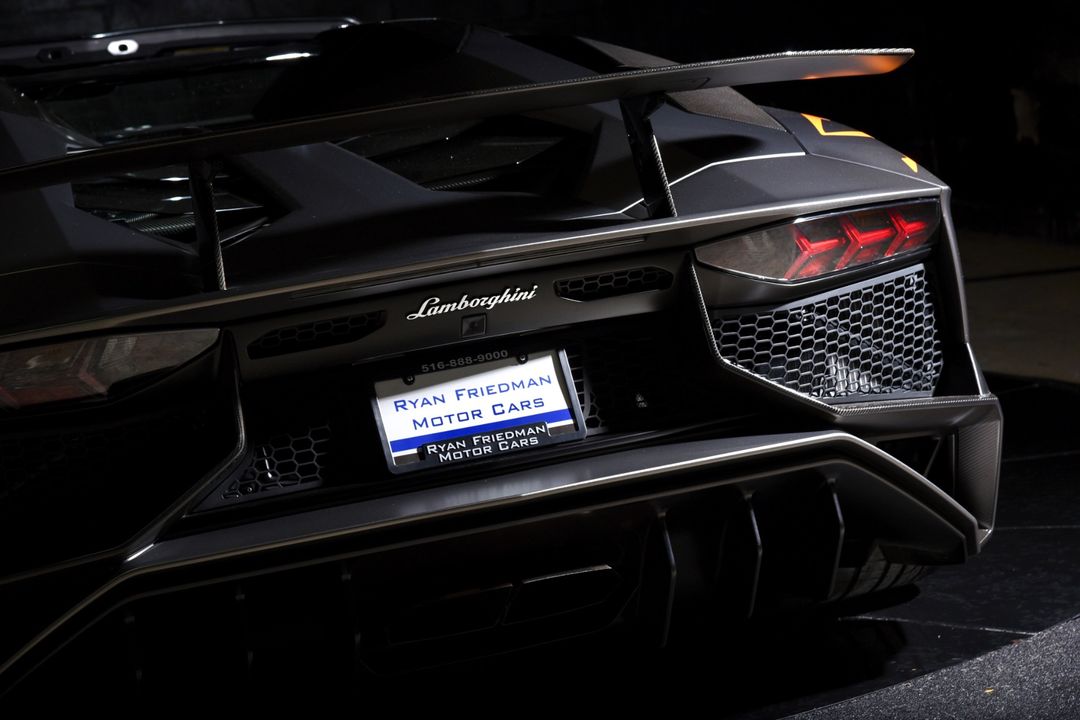 2017 Lamborghini Aventador